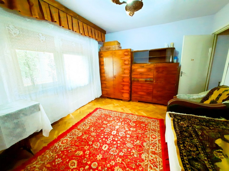 Apartament spatios etaj 2 cu centrala Zona Mircea cel Batran - 0% comision!