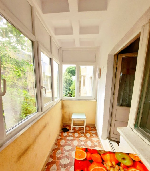 Apartament spatios etaj 2 cu centrala Zona Mircea cel Batran - 0% comision!