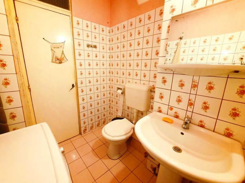 Apartament spatios etaj 2 cu centrala Zona Mircea cel Batran - 0% comision!